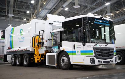 North America’s First Hydrogen Fuel Cell Refuse Truck Unveiled