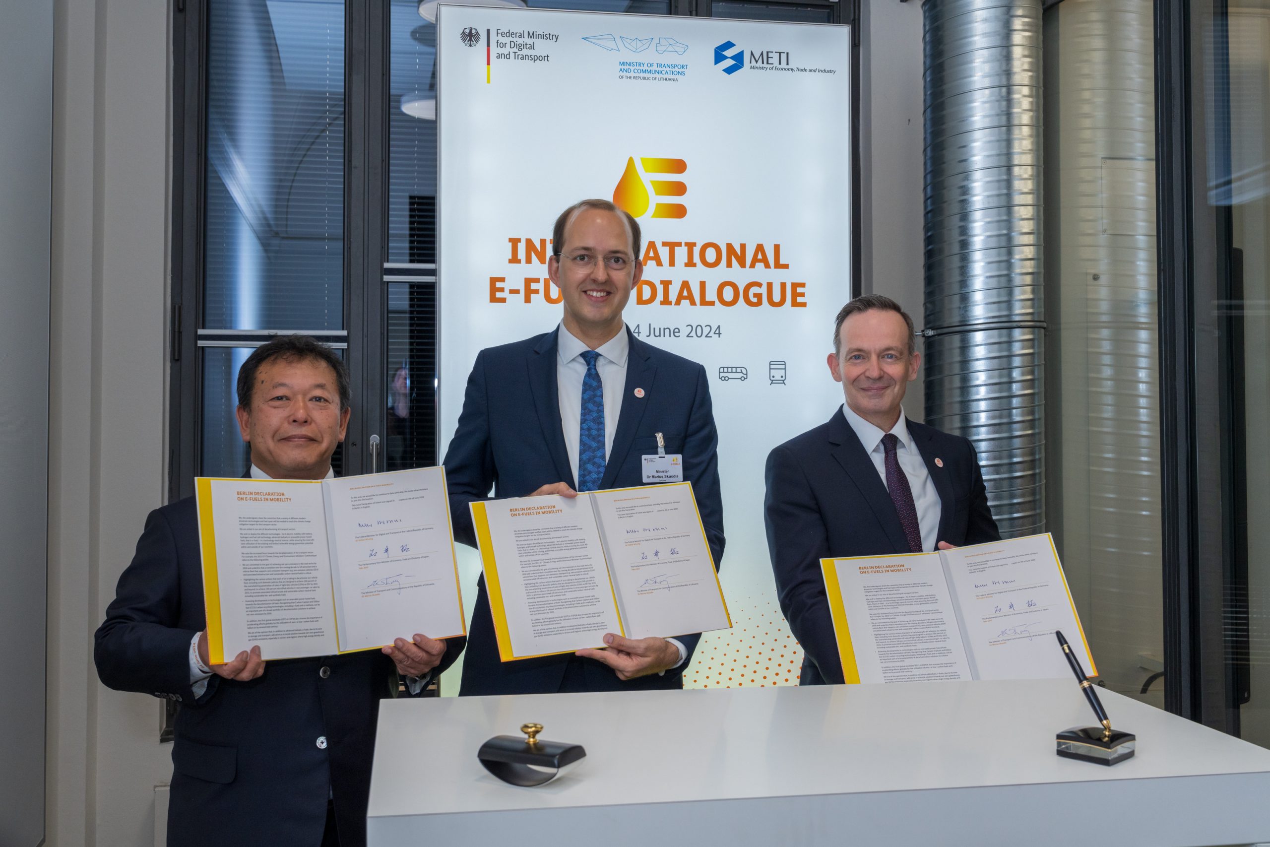 Lithuania, Germany and Japan Agree to Use of e-fuels in Transport