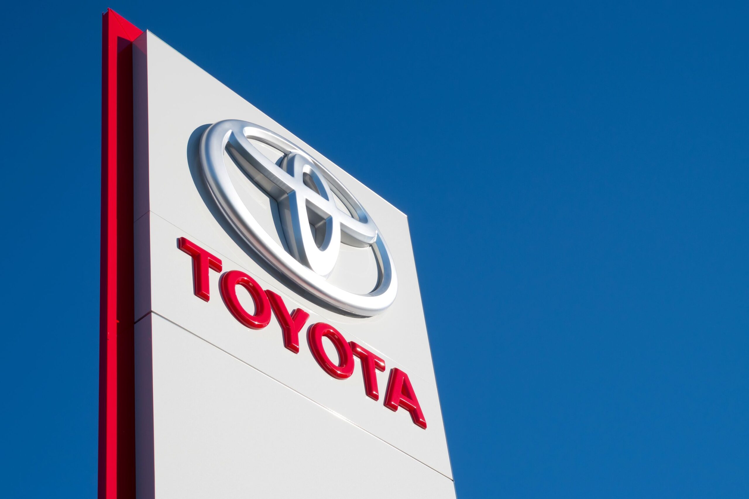 Toyota Motors signs partnership on hydrogen refuel systems