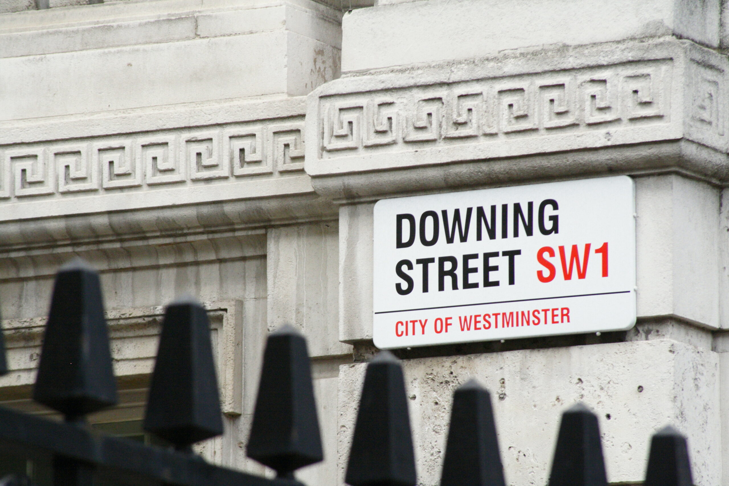 UK Greenlights 10 Hydrogen Projects, Unlocking £400m Investment